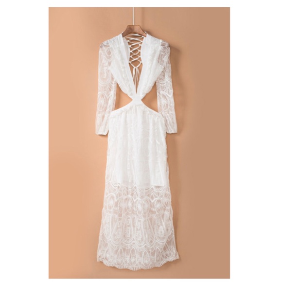 White Cut out Lace Bubble Sleeve Maxi Dress - Picture 9 of 11